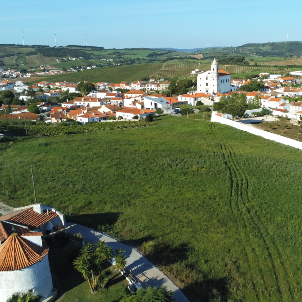 THE HOUSE OF ‘REGIÃO DO OESTE’